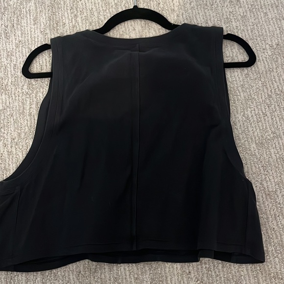 brand new aerie cropped muscle tee - Picture 4 of 4